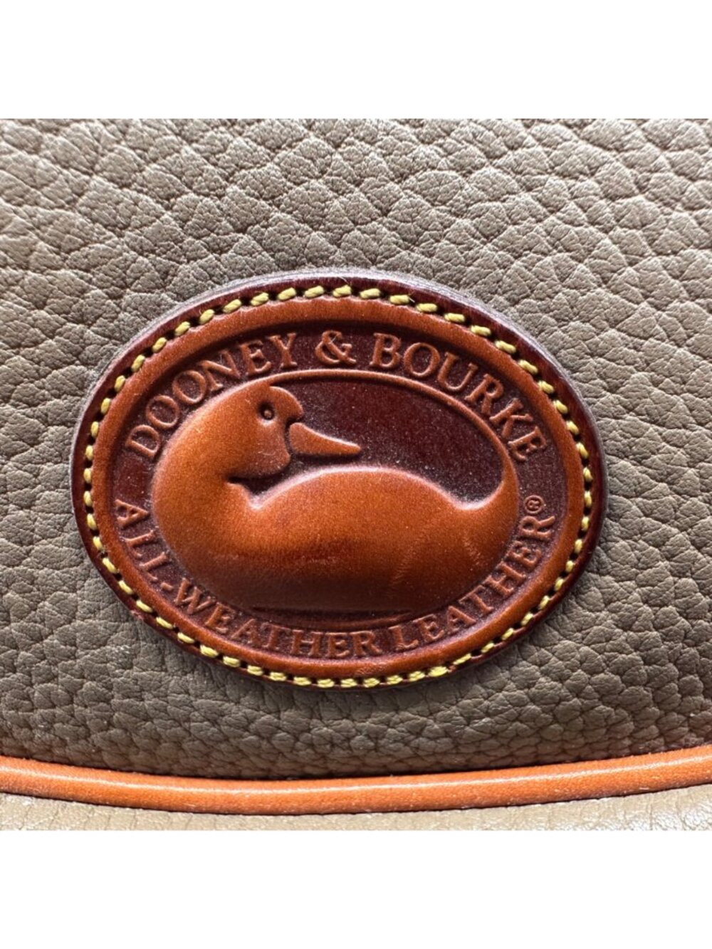 Vintage Dooney & Bourke Purse Crescent Sac Shoulder Bag Taupe Leather 1990s USA - Picture 7 of 16